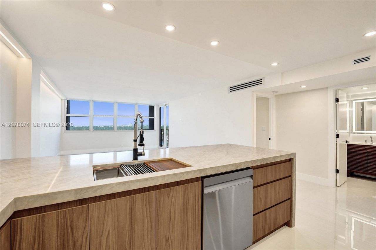 1400 S Ocean Dr , Unit 1205, Hollywood, FL 33019 Photo