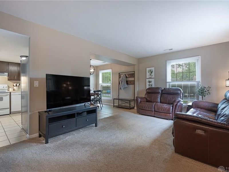 61 Winchester Place, Unit H, Centerville, OH 45458 Photo 4