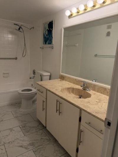 2209 S Cypress Bend Drive, Unit 104, Pompano Beach, FL 33069 Photo