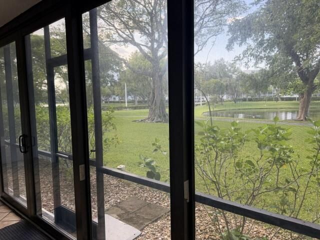 2209 S Cypress Bend Drive, Unit 104, Pompano Beach, FL 33069 Photo