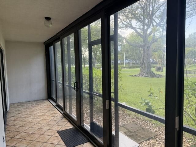 2209 S Cypress Bend Drive, Unit 104, Pompano Beach, FL 33069 Photo