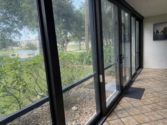 2209 S Cypress Bend Drive, Unit 104, Pompano Beach, FL 33069 Photo