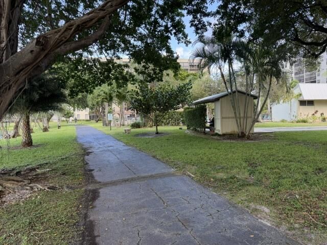 2209 S Cypress Bend Drive, Unit 104, Pompano Beach, FL 33069 Photo