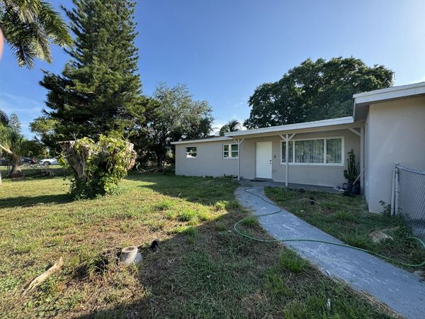 1624 BOARDMAN Avenue, West Palm Beach, FL 33407