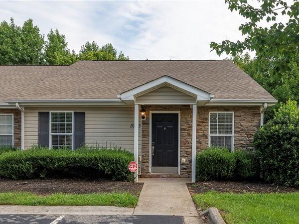 3273 Hyde Place Circle, Winston-Salem, NC 27103