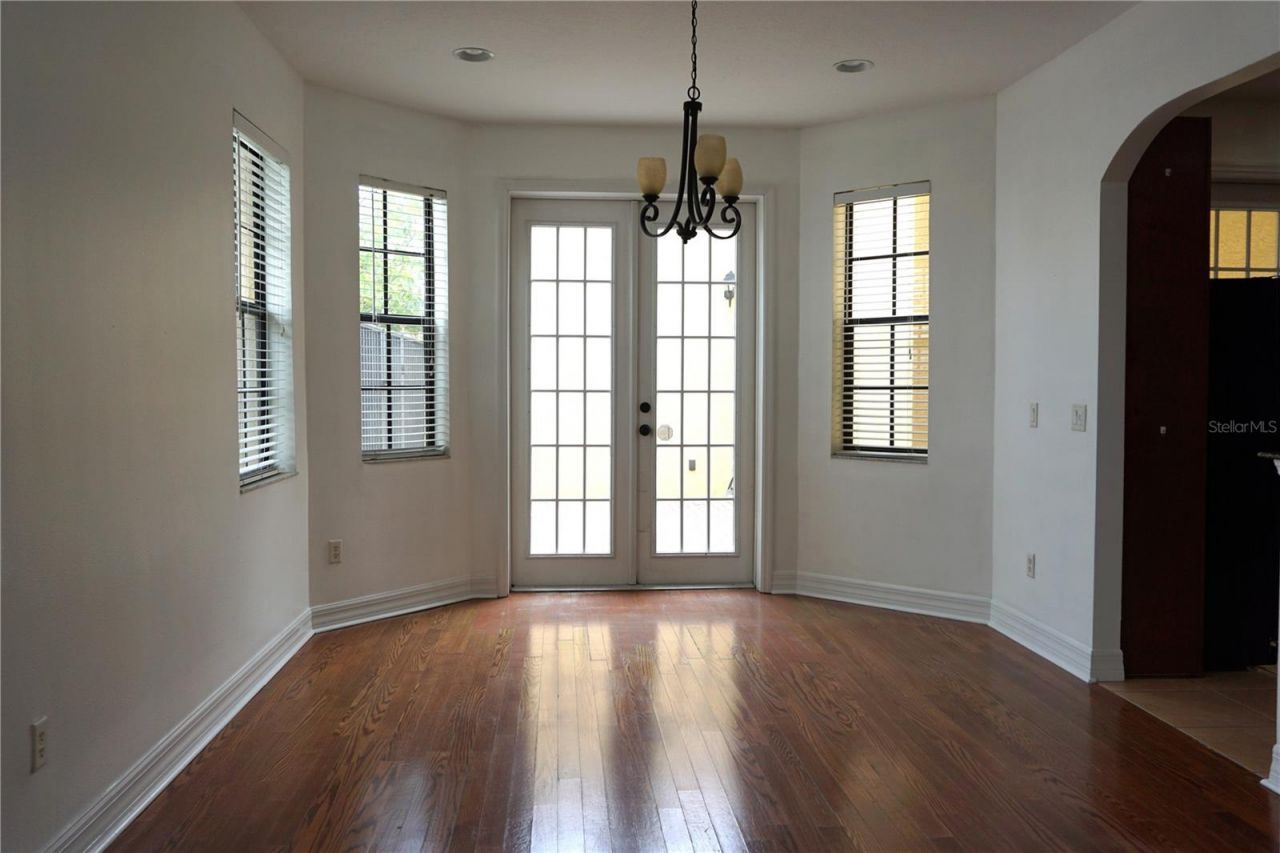 316 34th Avenue N, Saint Petersburg, FL 33704 Photo