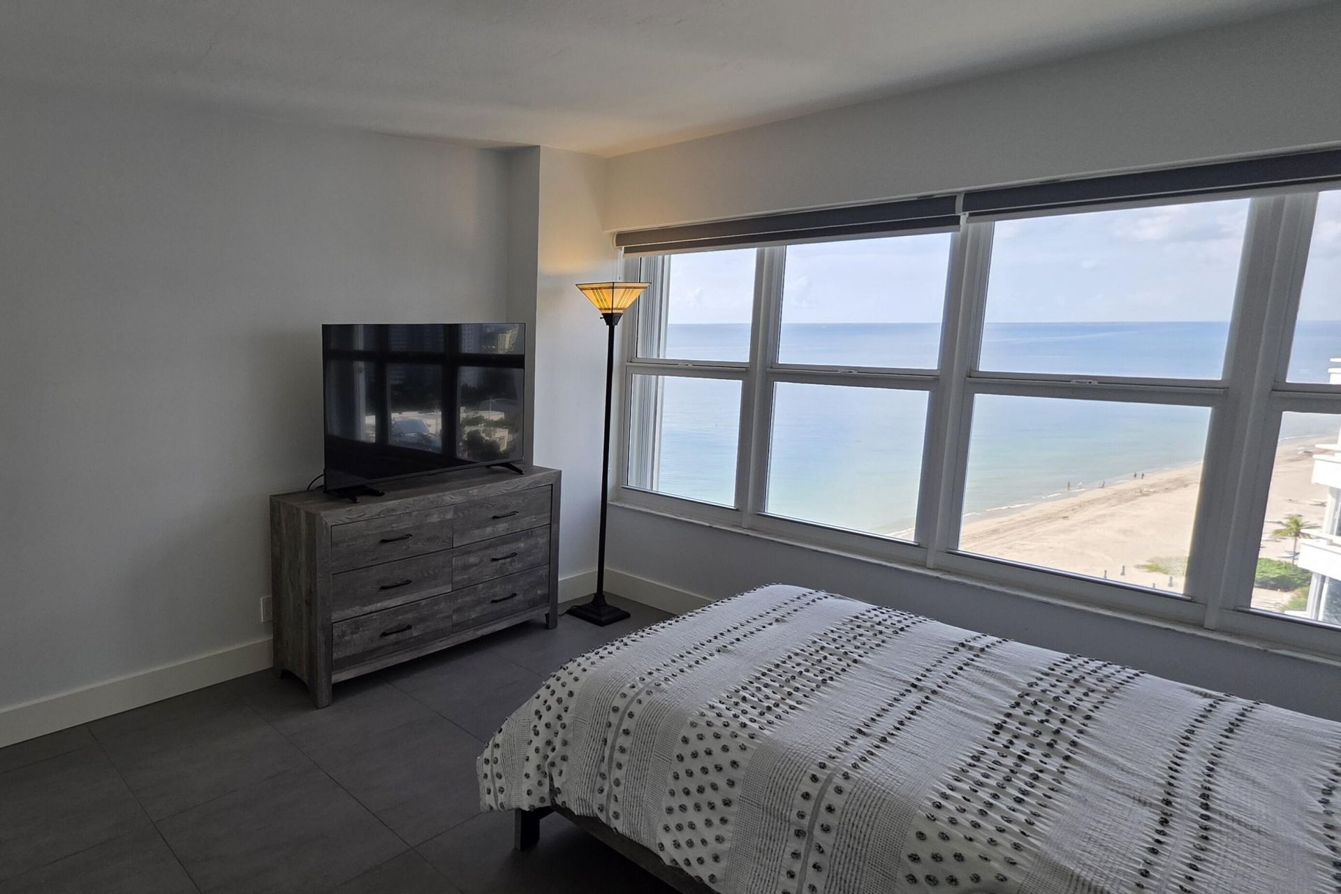 3700 Galt Ocean Drive, Unit 1206, Fort Lauderdale, FL 33308 Photo