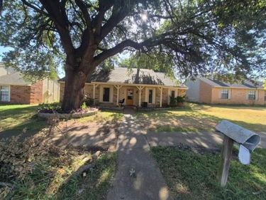 7306 Red Osier Road, Dallas, TX 75249