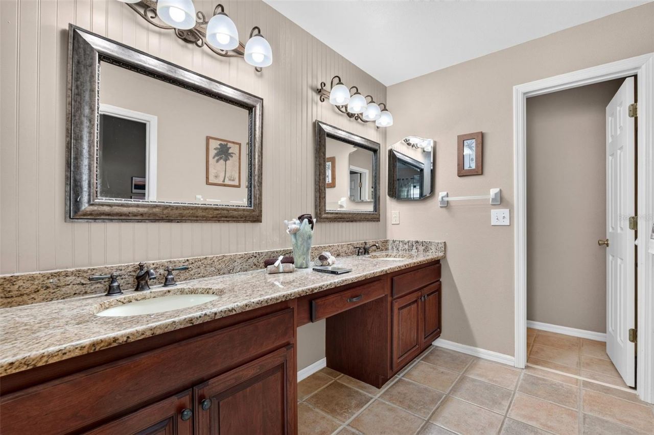 4623 Sanibel Way , Bradenton, FL 34203 Photo