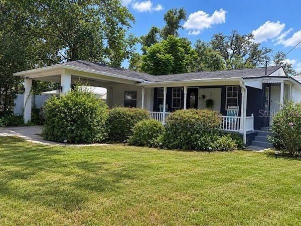 11710 NORTH DRIVE , TAMPA, FL 33617