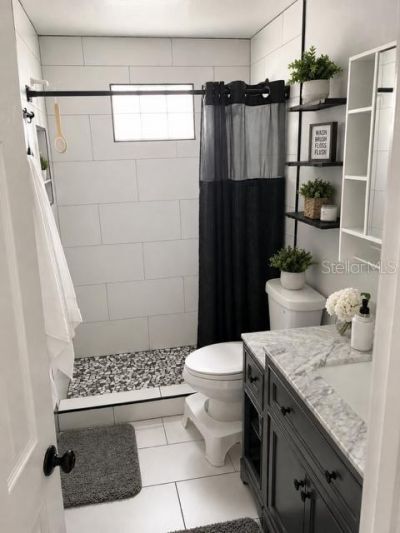 11710 North Drive , Tampa, FL 33617 Photo