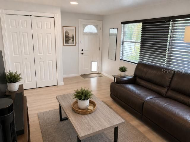 11710 North Drive , Tampa, FL 33617 Photo