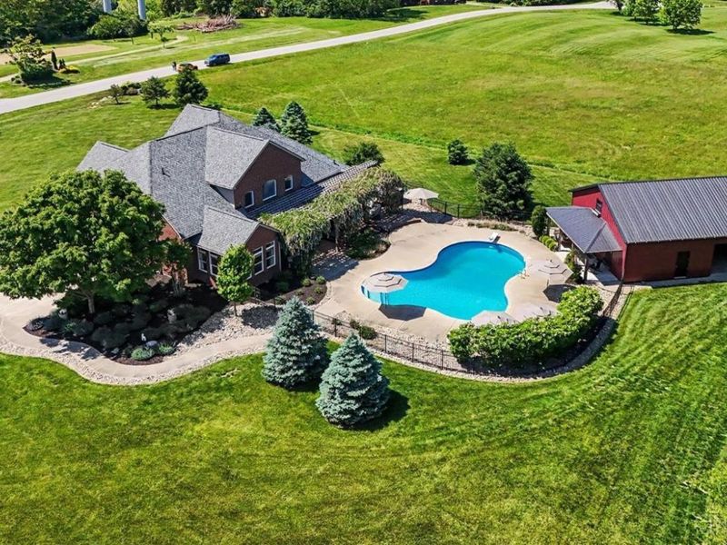 158 Lisle Lane, Washington Township, OH 45054 Photo 2