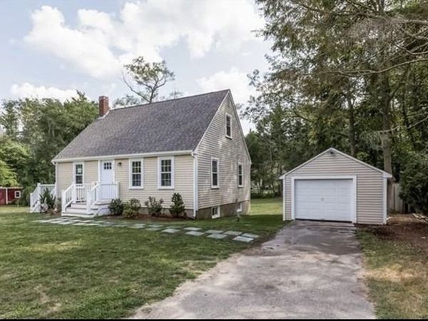 177 Pond St, Holbrook, MA 02343