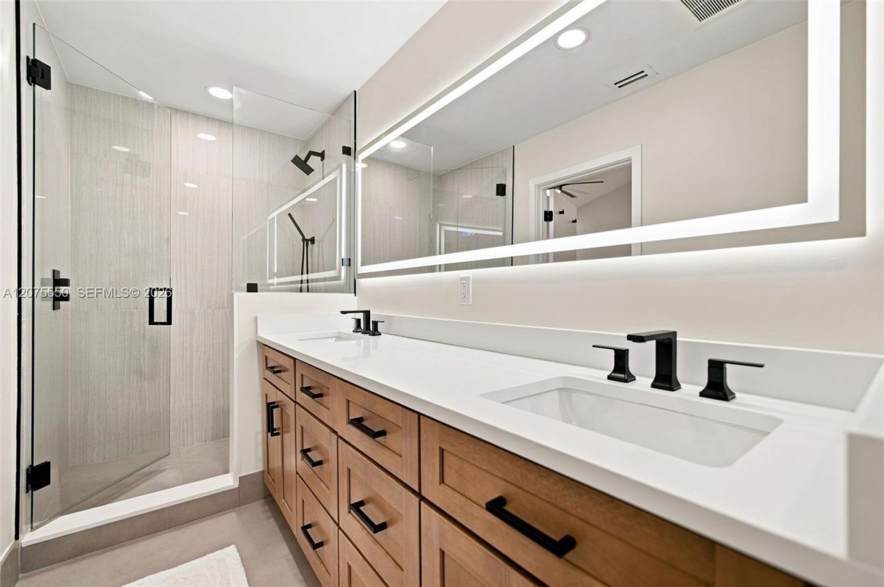355 SW 121st Ave, Unit 355, Pembroke Pines, FL 33025 Photo