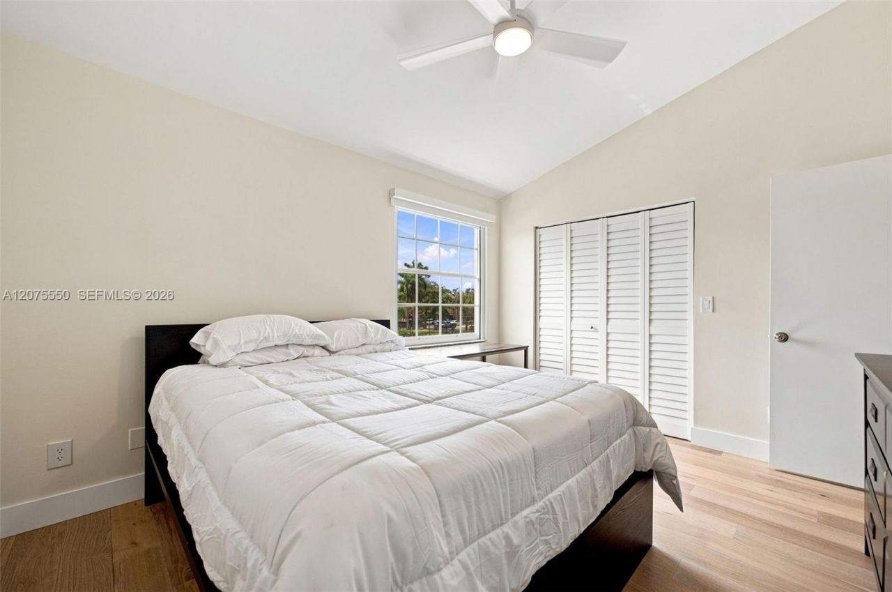 355 SW 121st Ave, Unit 355, Pembroke Pines, FL 33025 Photo