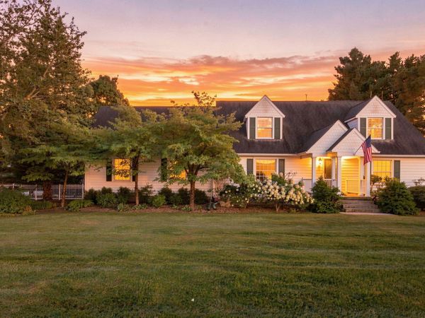 827 W Clark Street , Rensselaer, IN 47978
