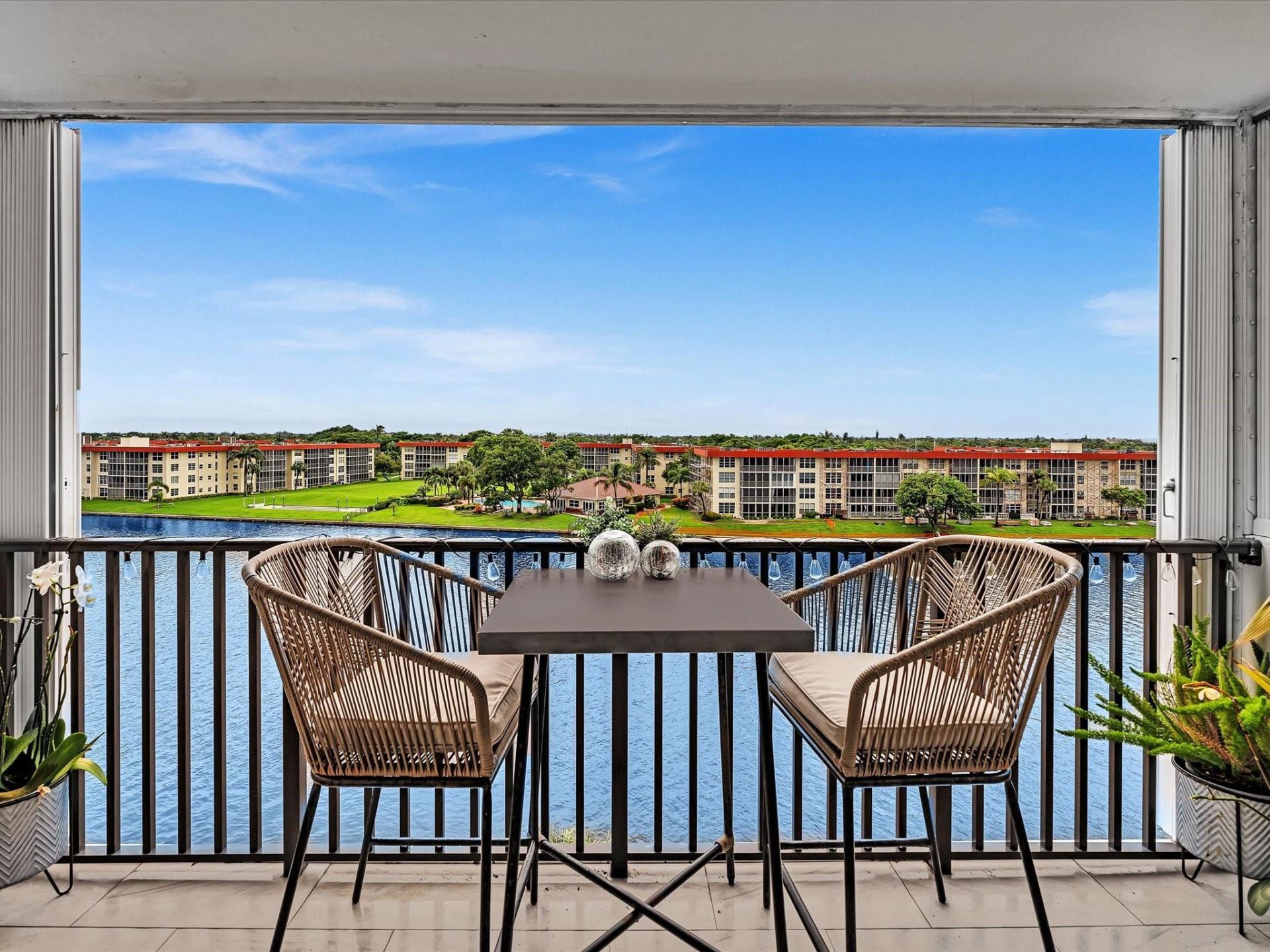 1150 Hillsboro Mile, Unit 509, Hillsboro Beach, FL 33062 Photo