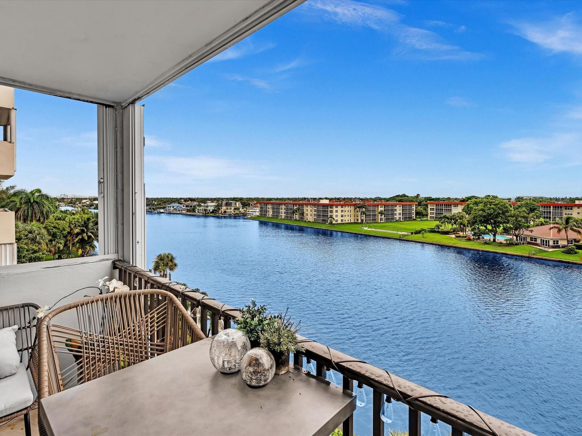 1150 Hillsboro Mile, Unit 509, Hillsboro Beach, FL 33062 Photo