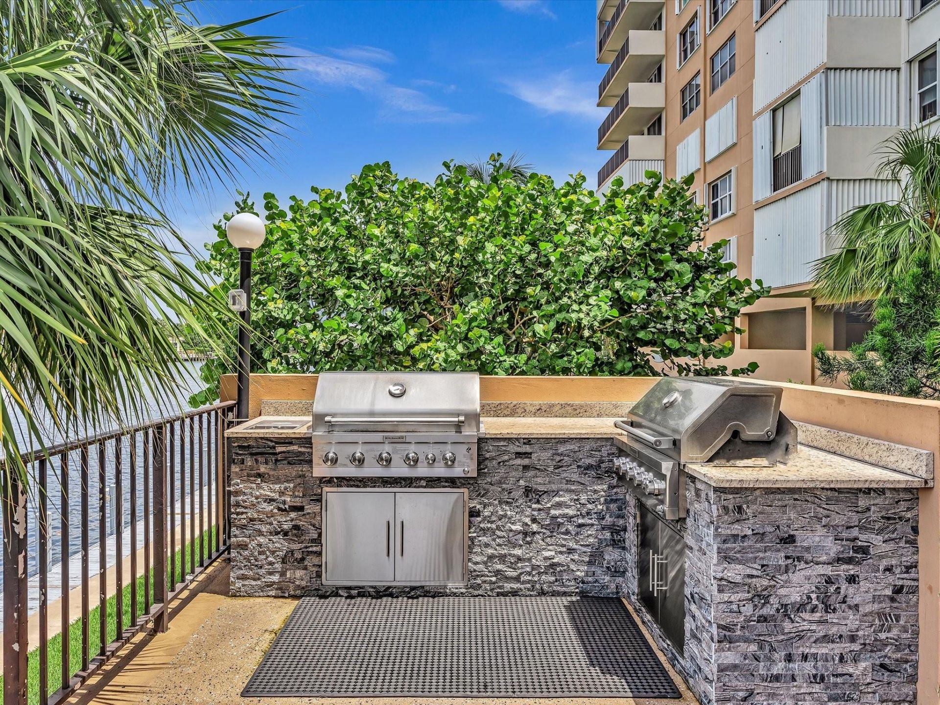 1150 Hillsboro Mile, Unit 509, Hillsboro Beach, FL 33062 Photo