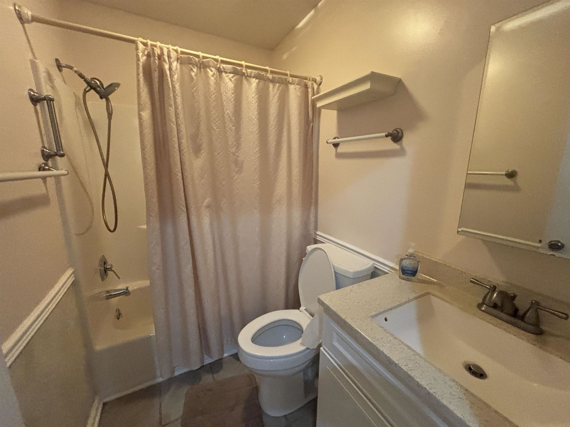 207 Landing Rd. Photo 13