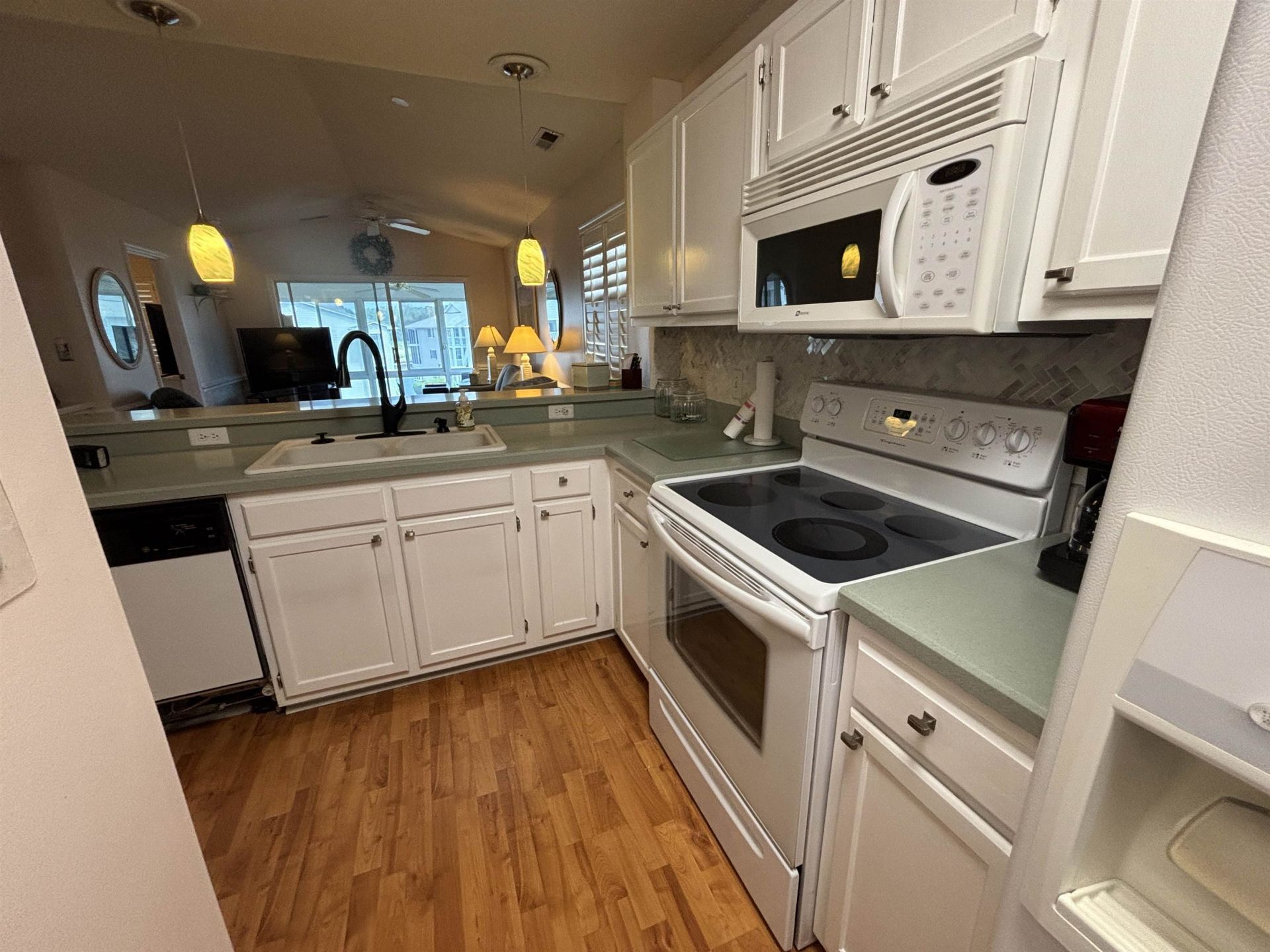 207 Landing Rd. Photo 6