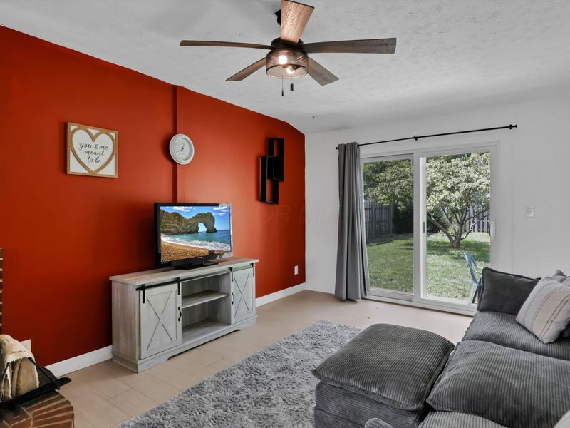 6075 Burnley Square E, Columbus, OH 43229 Photo 16