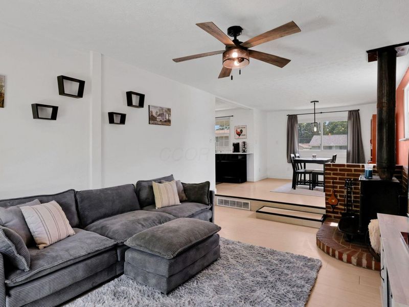6075 Burnley Square E, Columbus, OH 43229 Photo 17