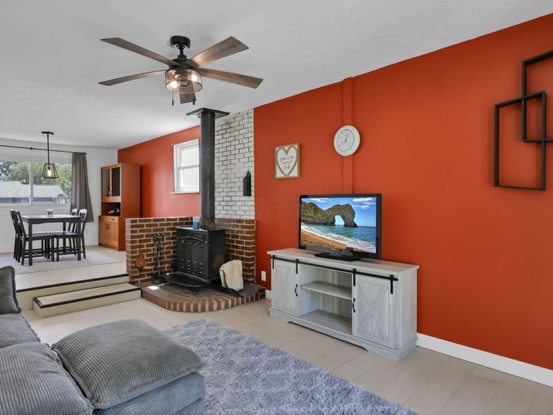 6075 Burnley Square E, Columbus, OH 43229 Photo 18