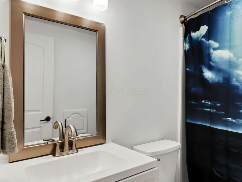 6075 Burnley Square E, Columbus, OH 43229 Photo 24