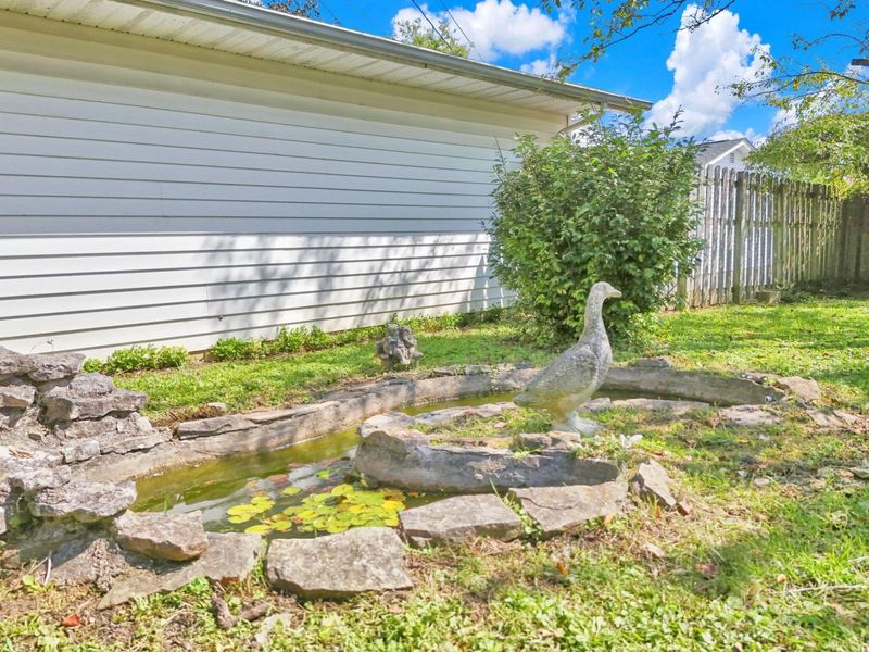 6075 Burnley Square E, Columbus, OH 43229 Photo 42