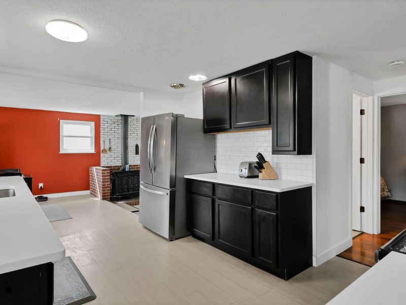 6075 Burnley Square E, Columbus, OH 43229 Photo 9