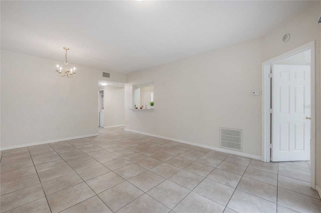 9619 Lakedale Way , Unit 102, Riverview, FL 33578 Photo
