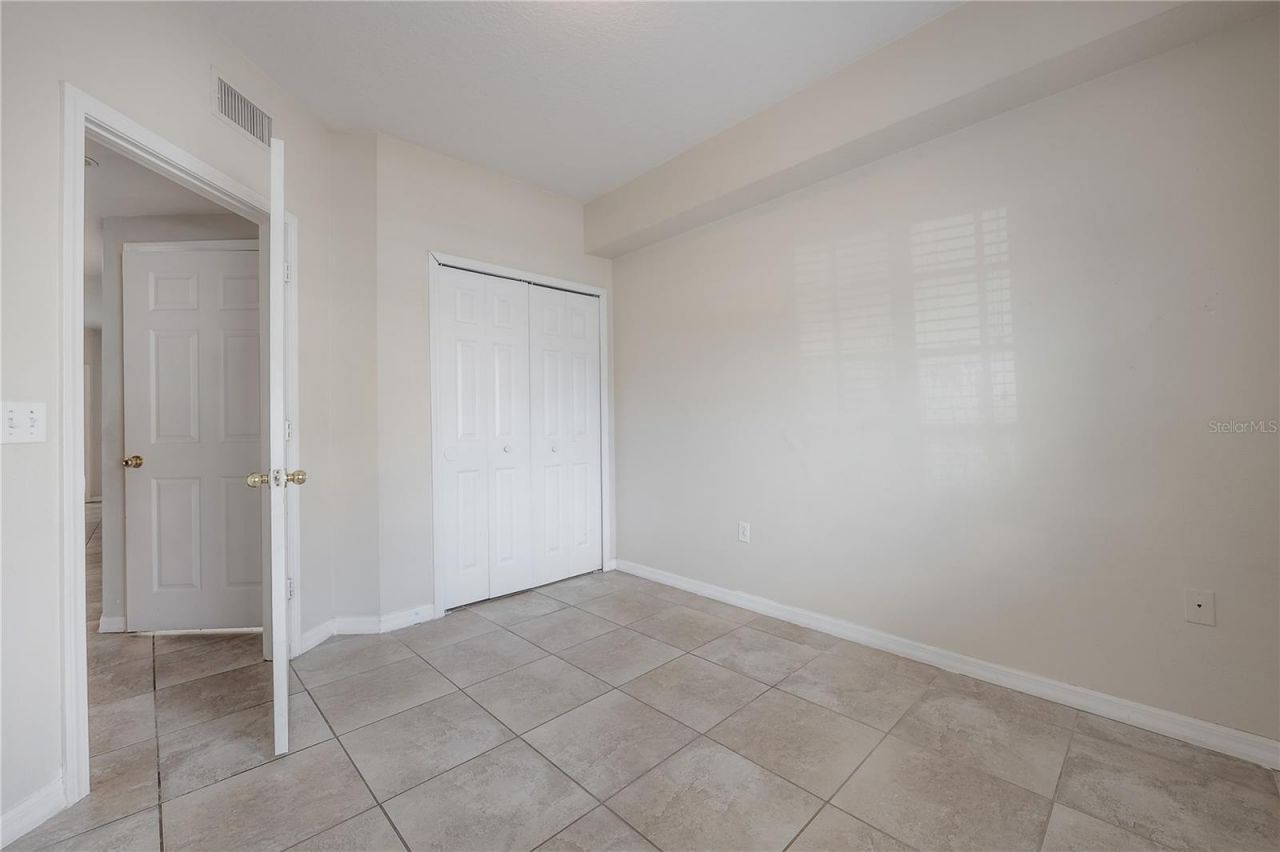 9619 Lakedale Way , Unit 102, Riverview, FL 33578 Photo