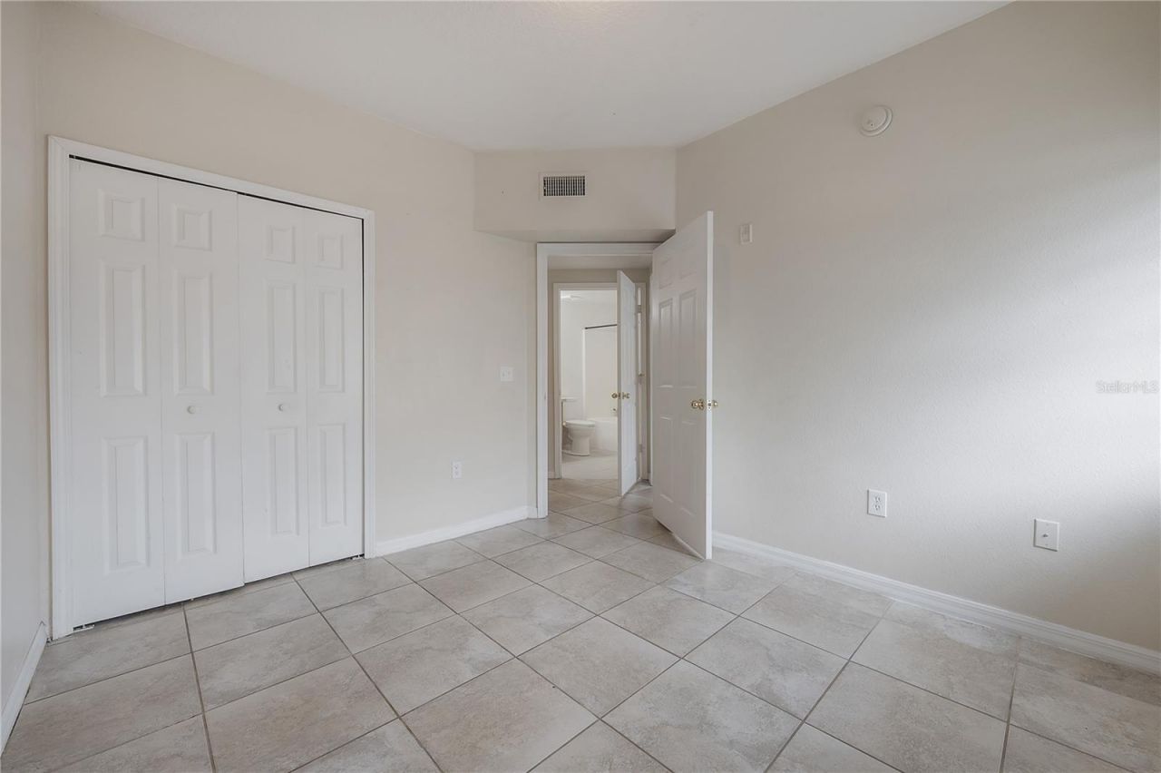 9619 Lakedale Way , Unit 102, Riverview, FL 33578 Photo
