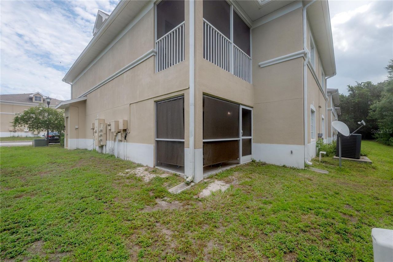9619 Lakedale Way , Unit 102, Riverview, FL 33578 Photo