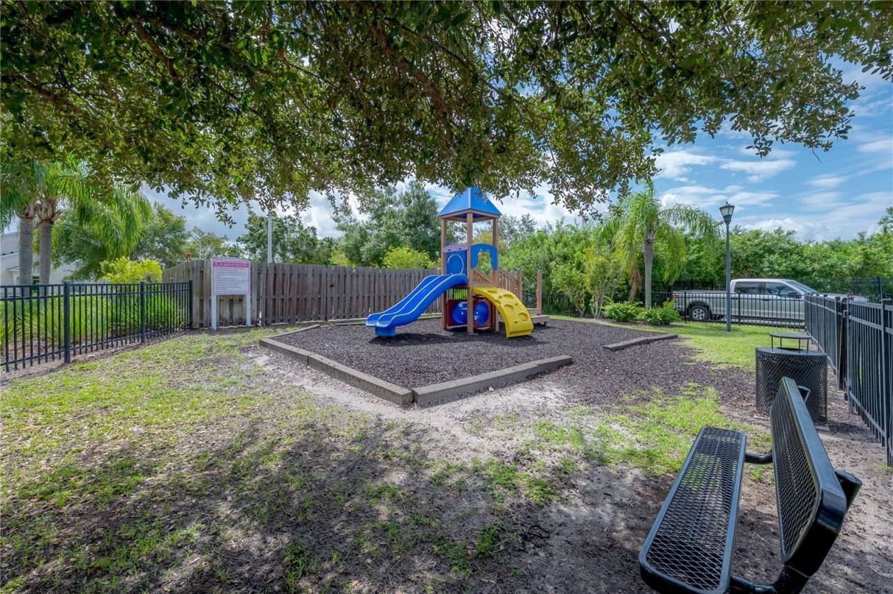 9619 Lakedale Way , Unit 102, Riverview, FL 33578 Photo