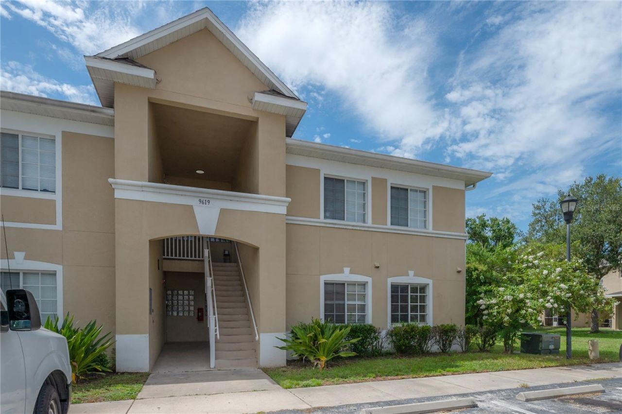 9619 Lakedale Way , Unit 102, Riverview, FL 33578 Photo