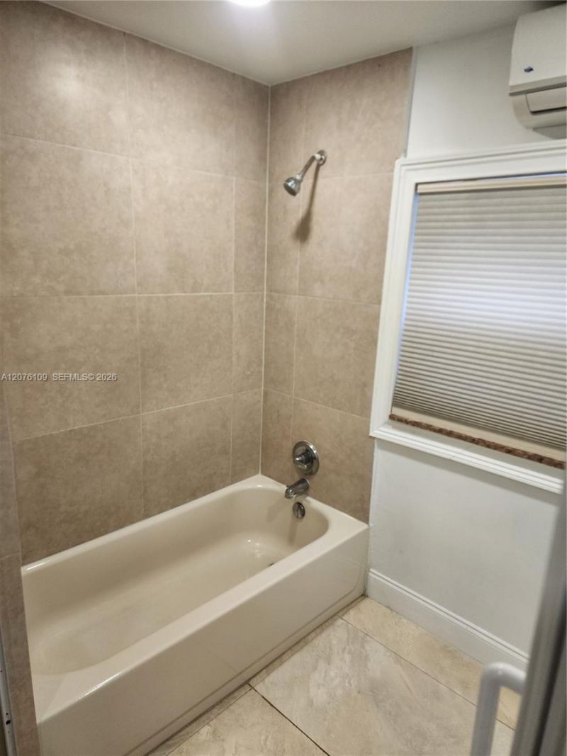 Please Call For Address, North Miami, FL 33168 Photo