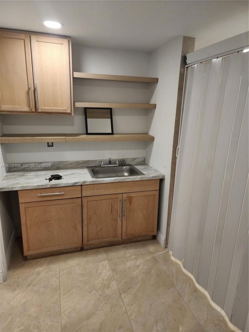 Please Call For Address, North Miami, FL 33168 Photo