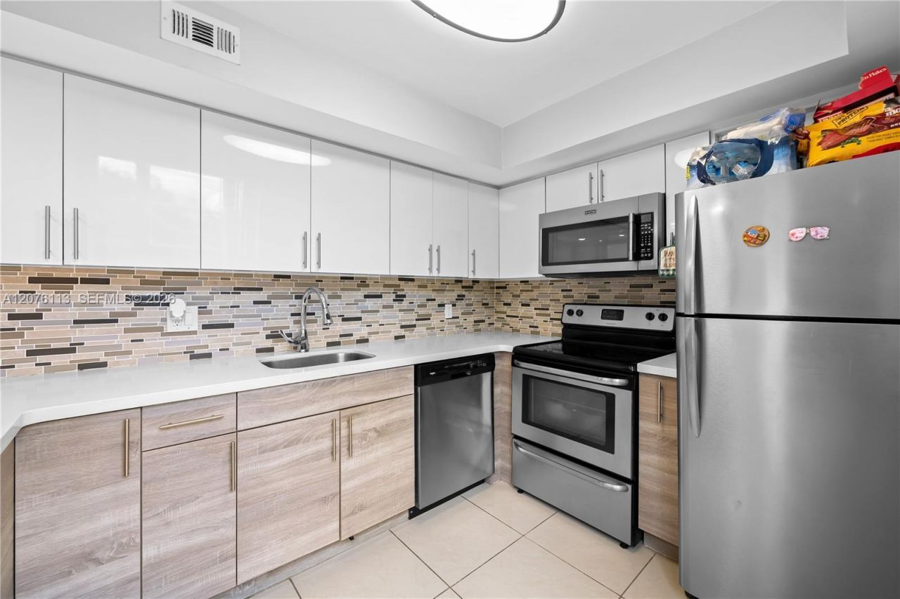9400 Live Oak Pl , Unit 305, Davie, FL 33324 Photo