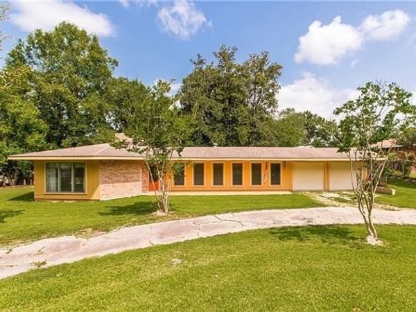 205 CEDAR Road, Bogalusa, LA 70427
