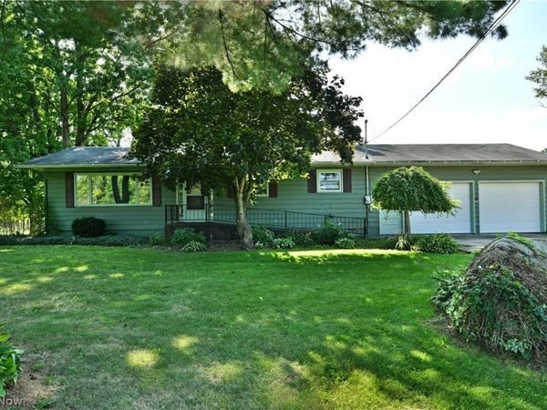 6681 Lakeview Drive , Kinsman, OH 44428