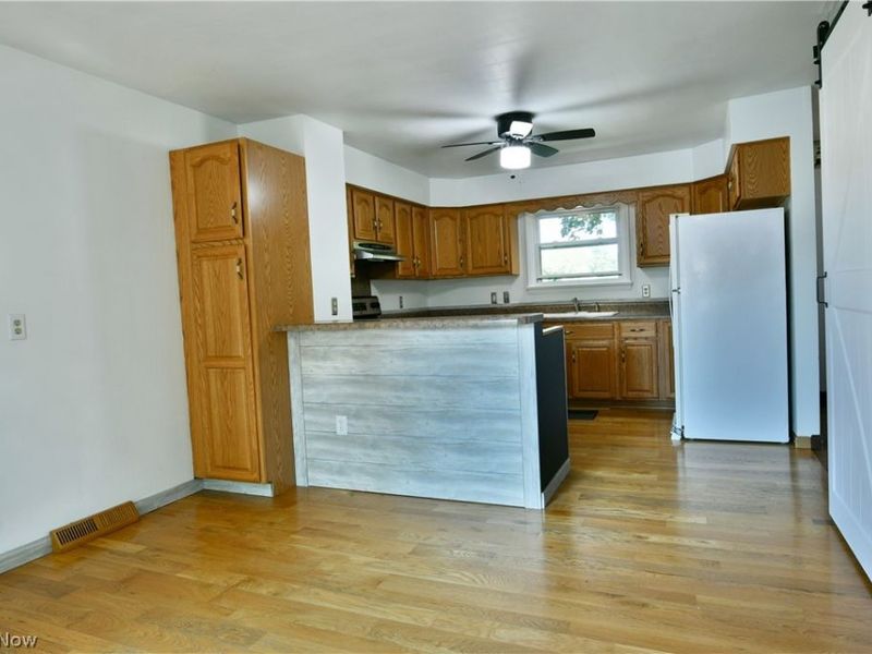 6681 Lakeview Drive, Kinsman, OH 44428 Photo 16