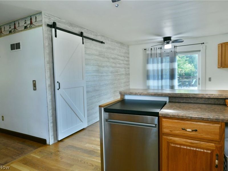 6681 Lakeview Drive, Kinsman, OH 44428 Photo 19