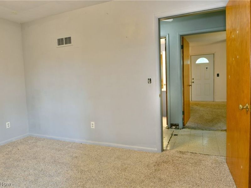 6681 Lakeview Drive, Kinsman, OH 44428 Photo 35