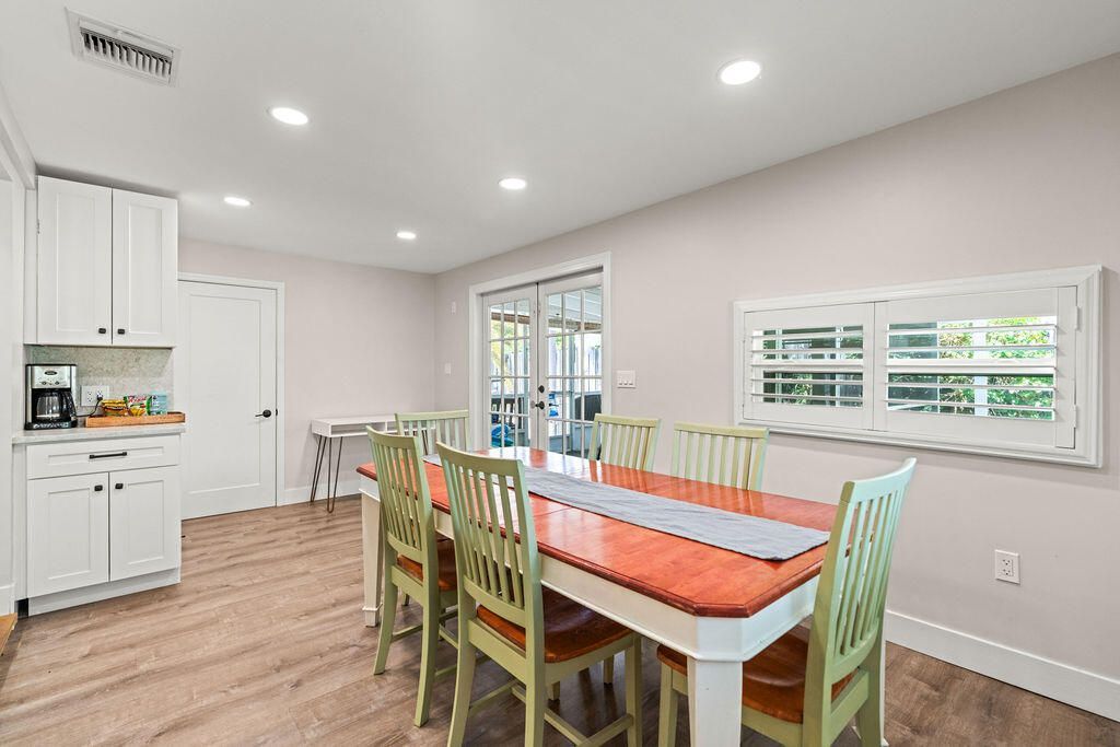 916 W Duval Street, Lantana, FL 33462 Photo