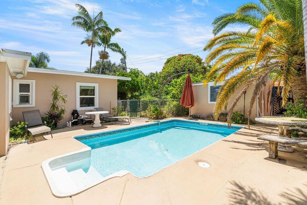 916 W Duval Street, Lantana, FL 33462 Photo