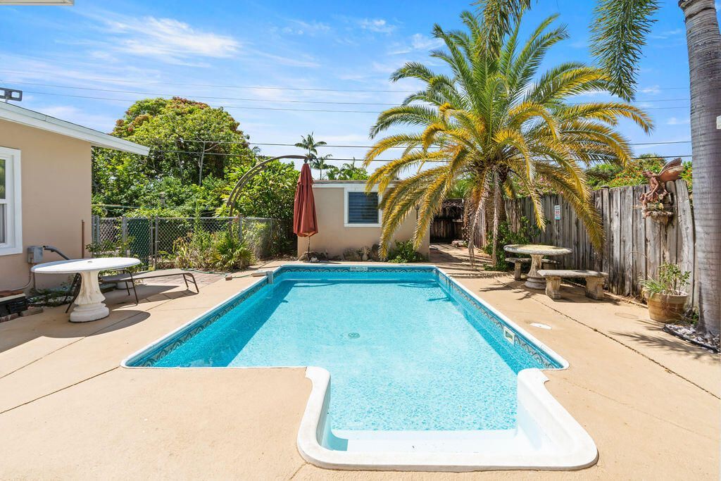 916 W Duval Street, Lantana, FL 33462 Photo