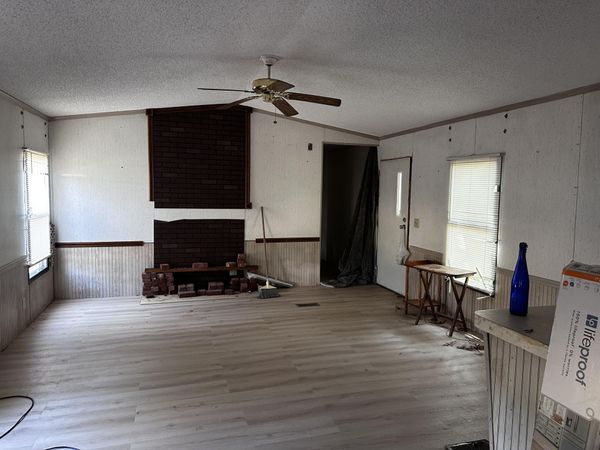 109 Stacy Lane, Crane, MO 65633
